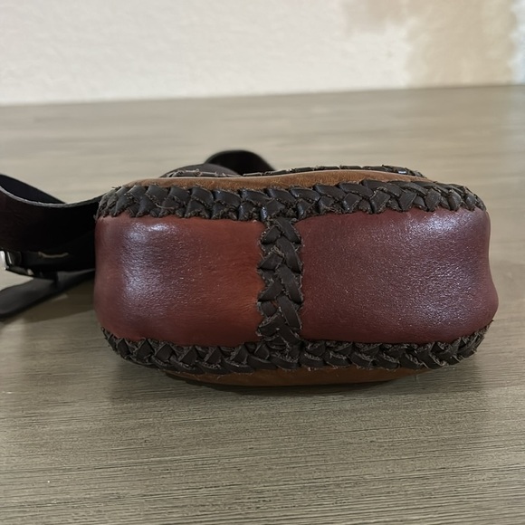 Floral Leather Crossbody Bag - Picture 4 of 11